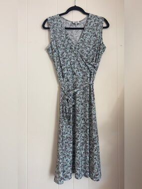 Belted dress